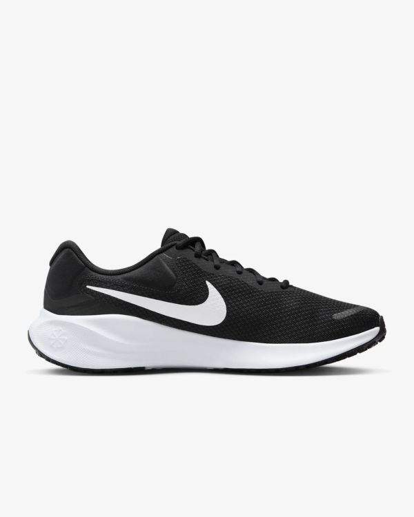 Nike Revoltution 7